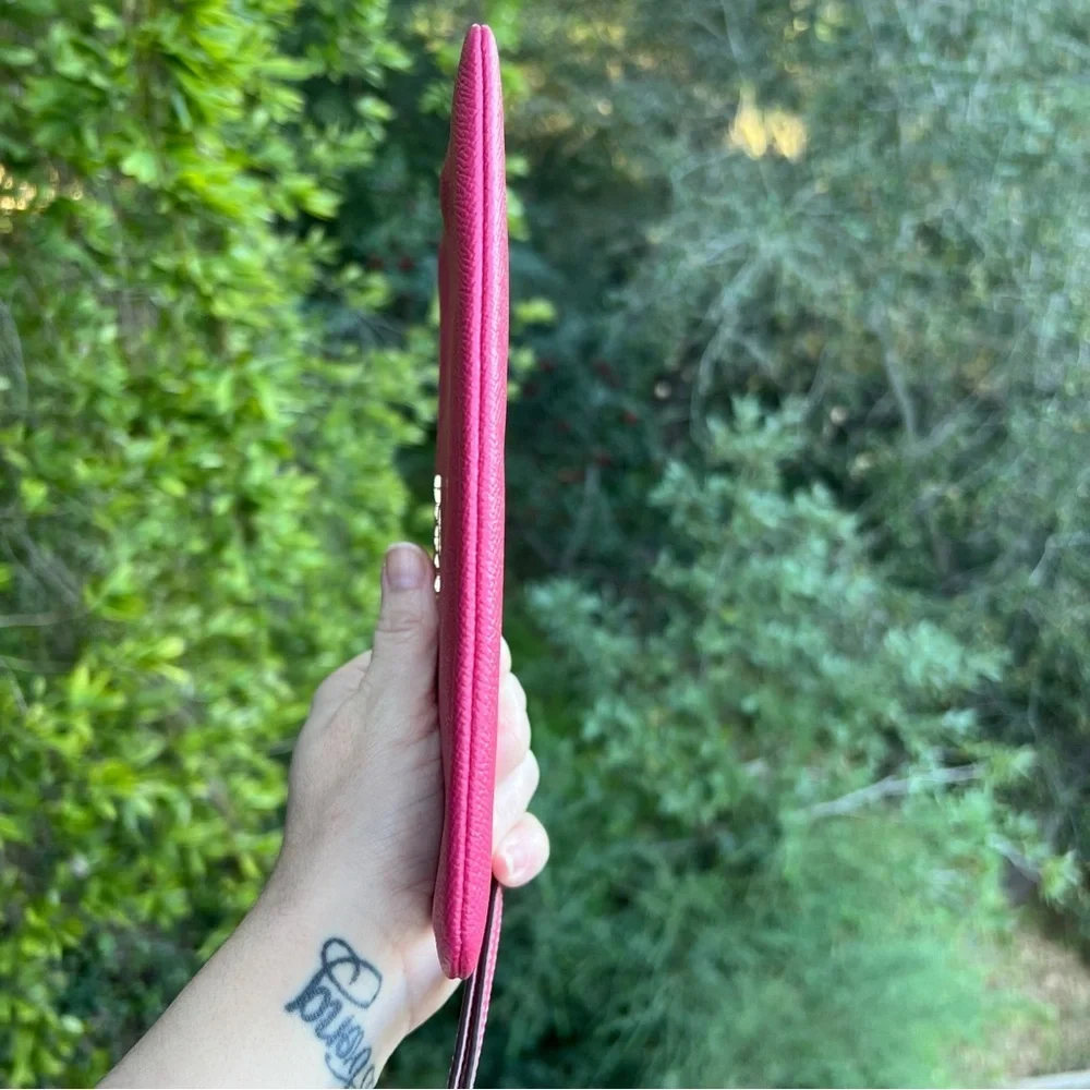 COACH Large Corner Zip Wristlet Wallet Pink Leather w Gold Hardware NWOT - Picture 7 of 9